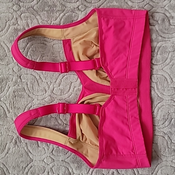 Lululemon ta ta tamer pink sports bra 34DD - Picture 3 of 12